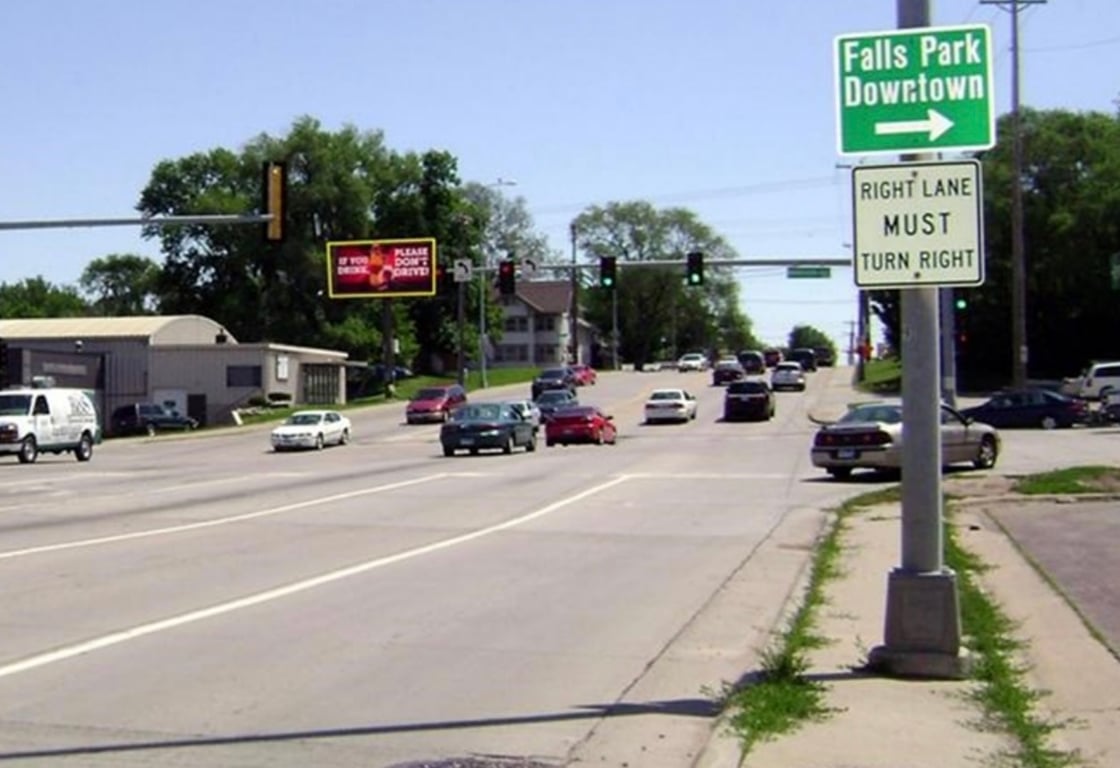 Location photo for Russell St near Minnehaha Master Gardeners, North End East (Sioux Falls)