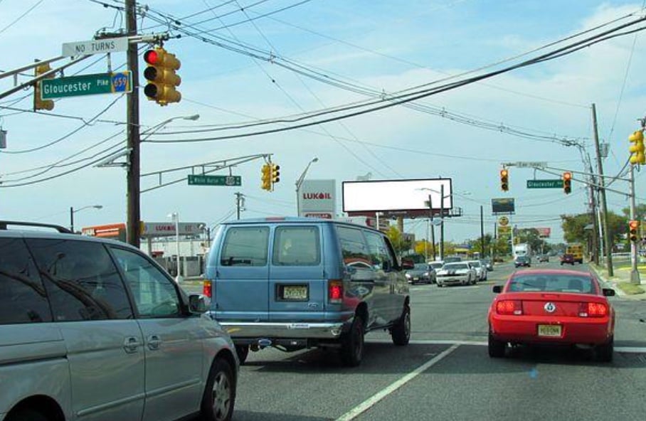 Location photo for N White Horse Pike near US-30 at EMLEN ST (Clementon)