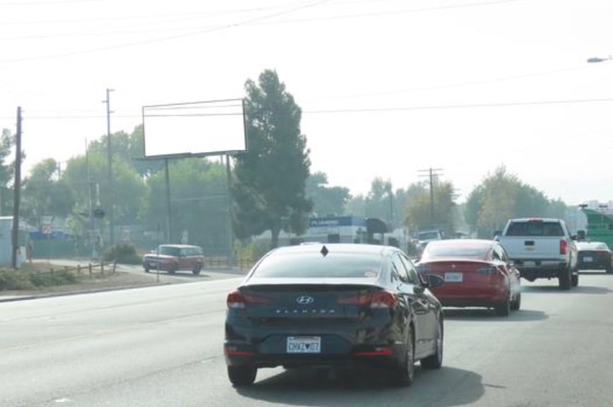 Location photo for Bouquet Canyon Rd near Santa Clarita Plaza, Saugus (Santa Clarita)