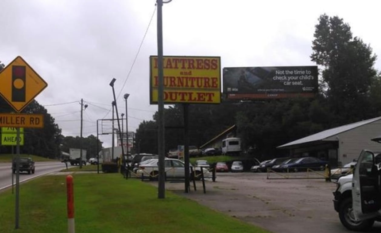 Location photo for Covington Hwy near Covington Hwy @ Miller Rd (Decatur)