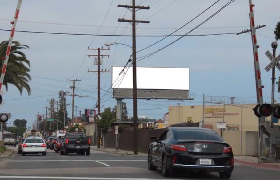 Location photo for Manhattan Beach Blvd near Artisan College (Lawndale)