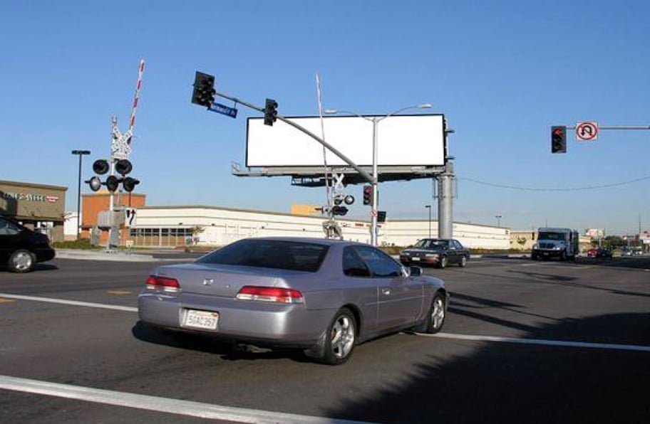 Location photo for Normandie Ave & Knox St (Los Angeles County)