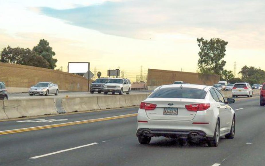 Location photo for Redondo Beach Blvd near Prairie / Redondo Beach (Lawndale)