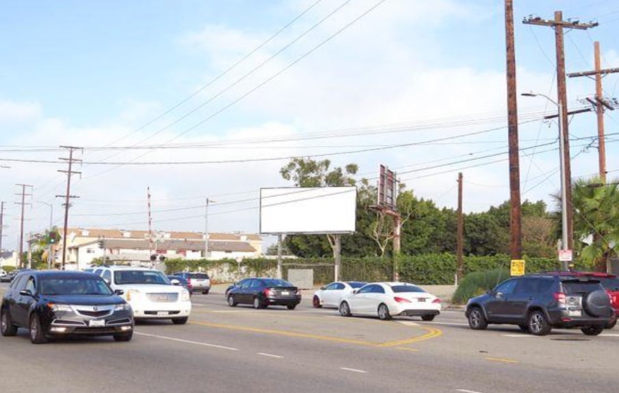 Location photo for Western Ave & 205th St (Los Angeles)