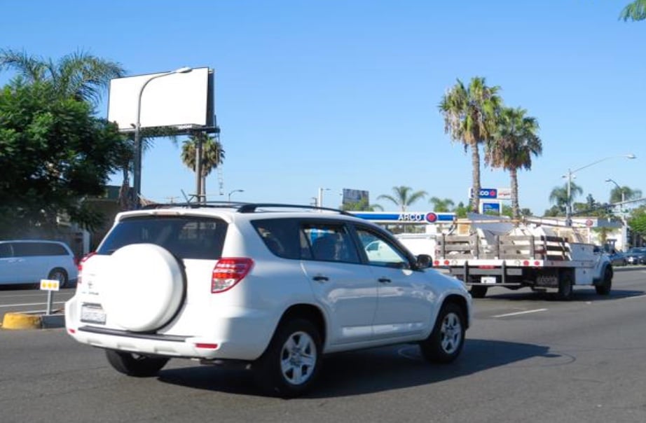 Location photo for Lincoln Ave near Lincoln-Moody (Cypress)