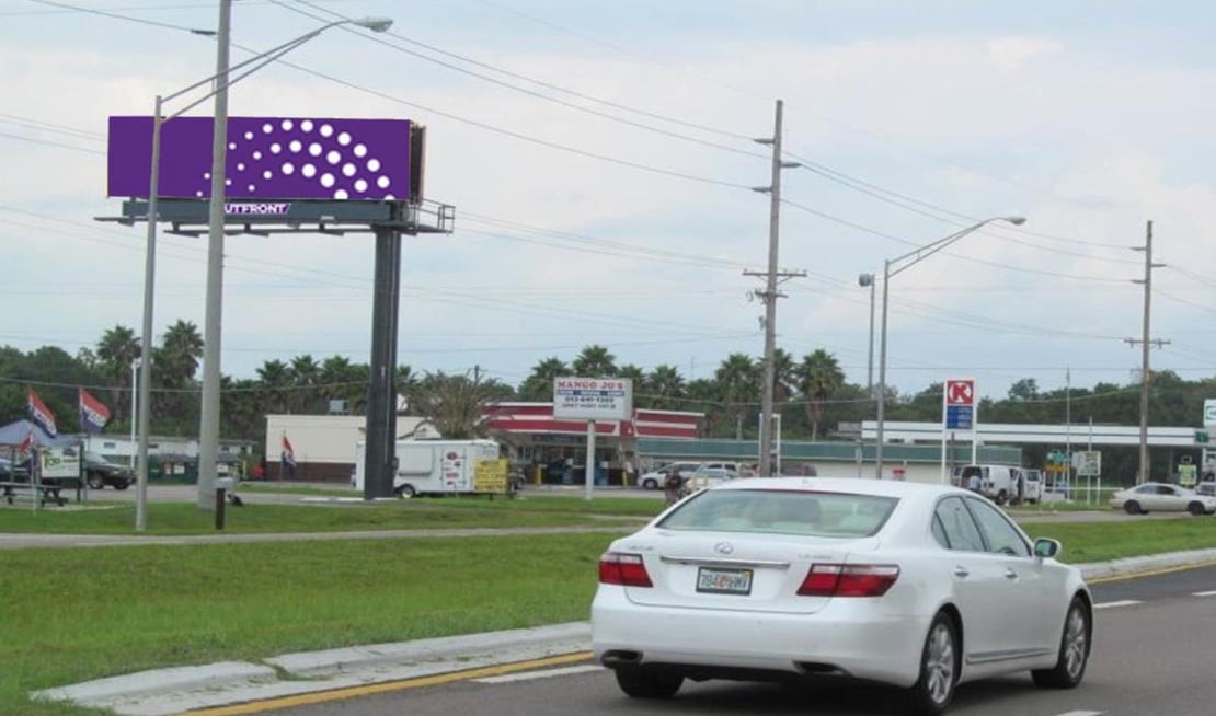 College Ave .8 mi W/O I-75 N/S F/W Media