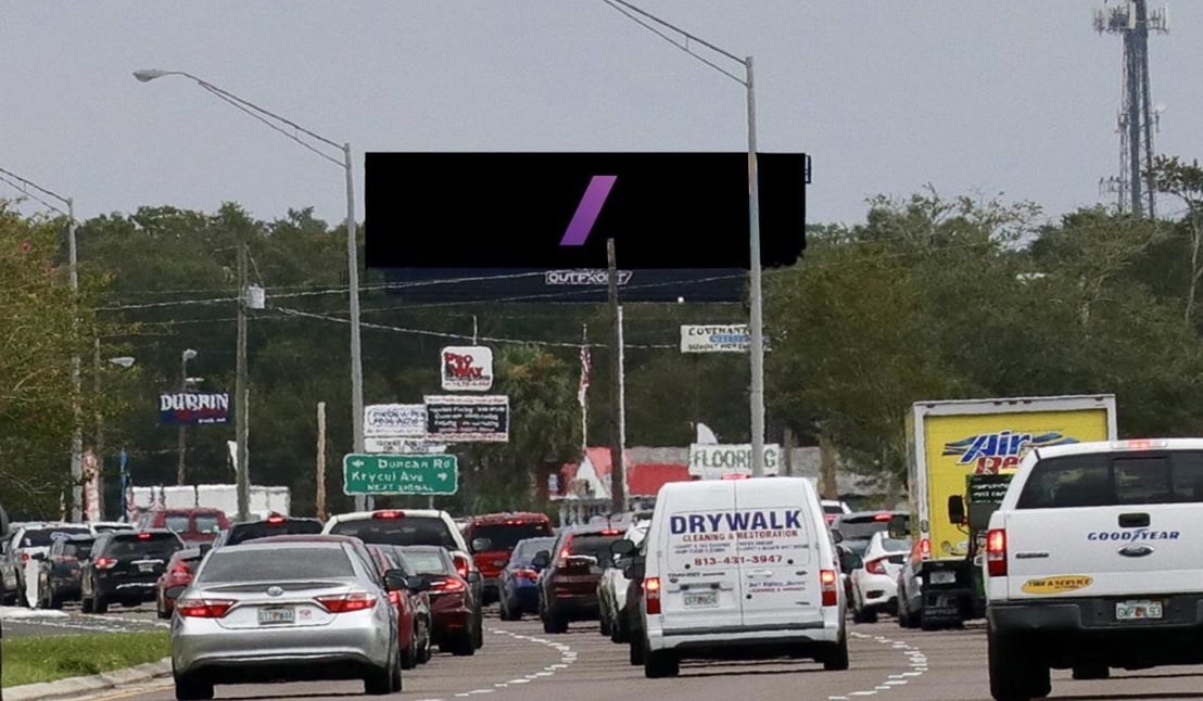 US-301 S .5 mi S/O S. Bloomingdale Ave W/S F/N Media