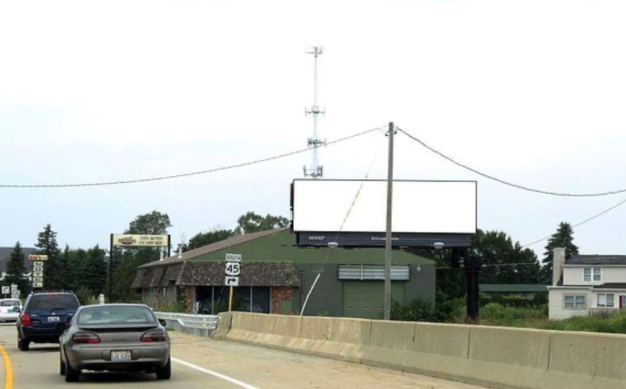 Location photo for IL-137 near Route 45 & Casey Rd (Libertyville)