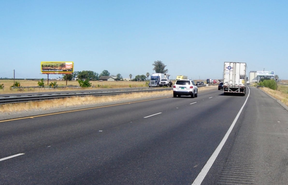 Location photo for Golden State Blvd (Madera)