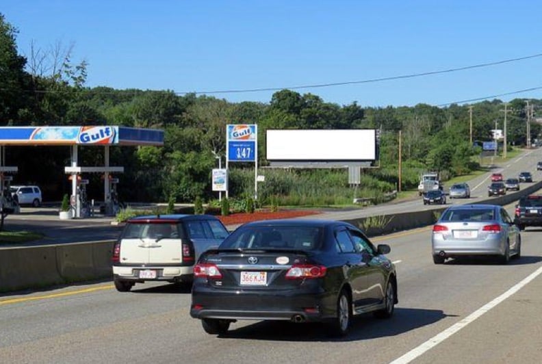 Location photo for Boston - Worcester Tpke near Crystal Pond Rd Trail (Southborough)