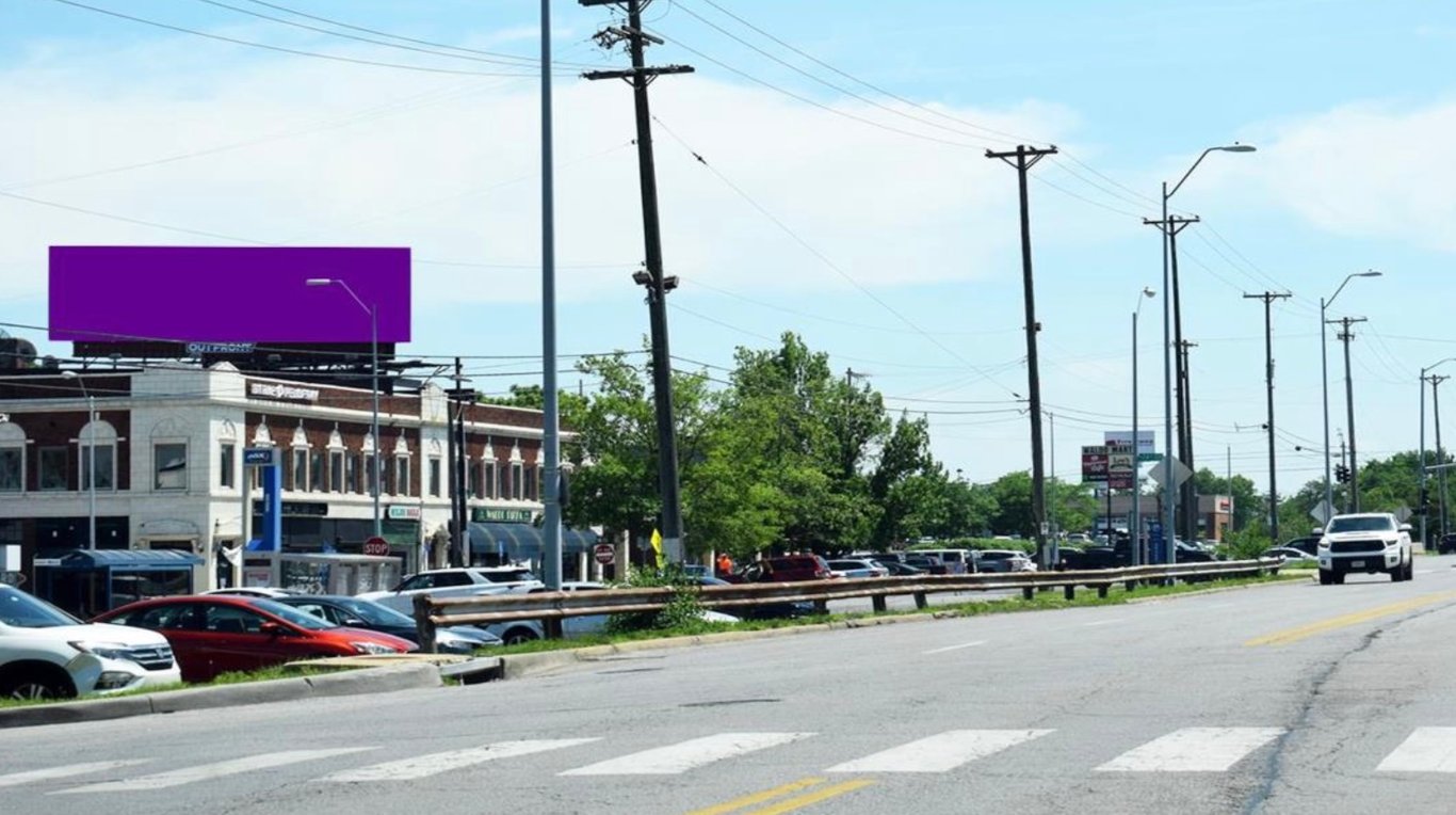 Location photo for Broadway St near On Broadway at 74th Terr SB, Tower Homes (KCMO)