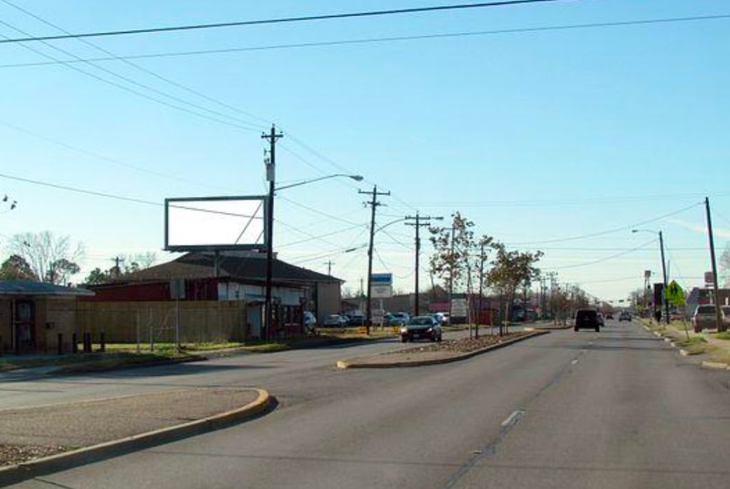 Location photo for Farm to Market Rd 865 near Calhoun Rd @ Briscoe St, South Side (Houston)