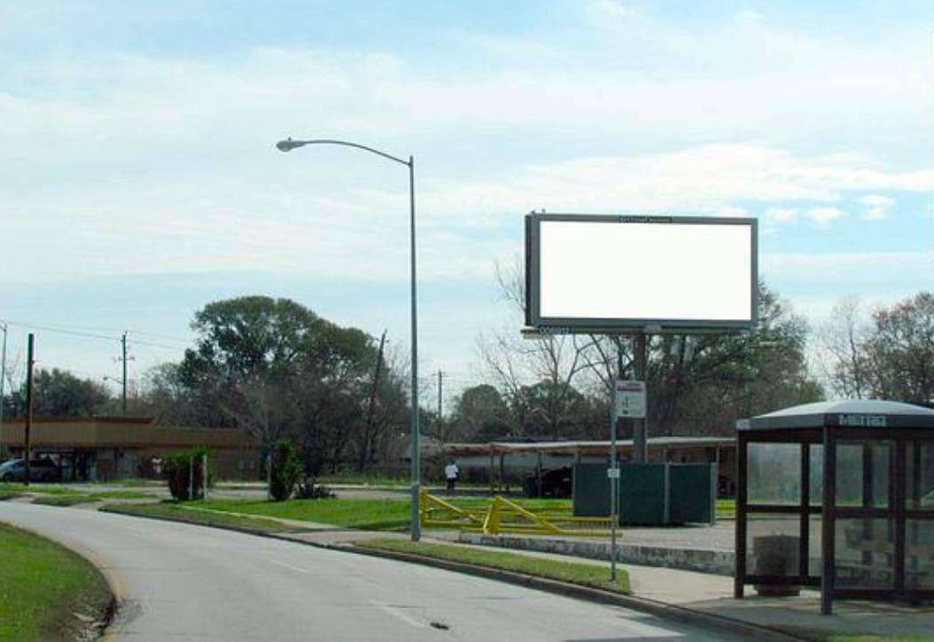 Location photo for Bellfort Ave near Bellfort Ave @ S Wayside Dr, South Side (Houston)