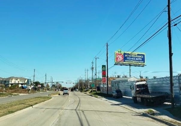 6600 S Shaver St E/O I-45 Media