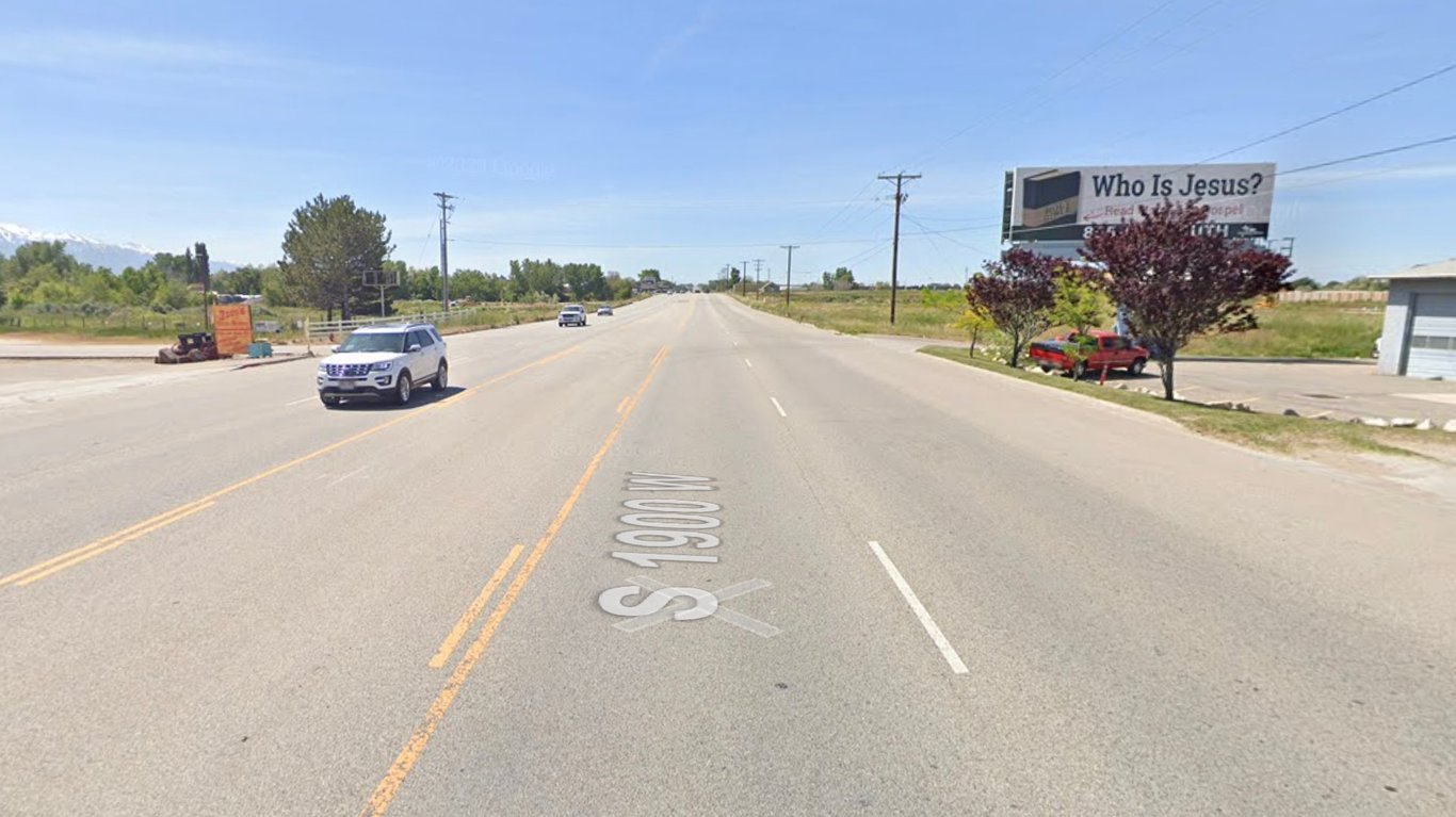 SR 126 (1900W) S/O 12th W/S Media