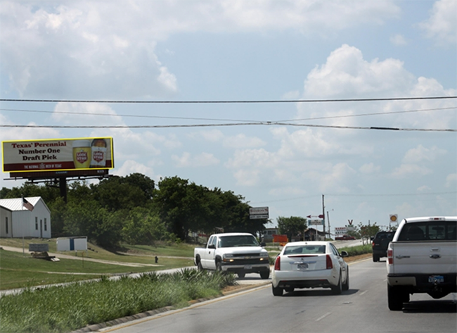 SH 199 1MI S/O I-820, W/S Media