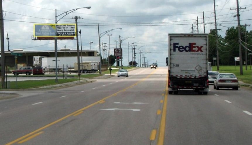 Location photo for E Kearney St near Kearney at Packer (Springfield)