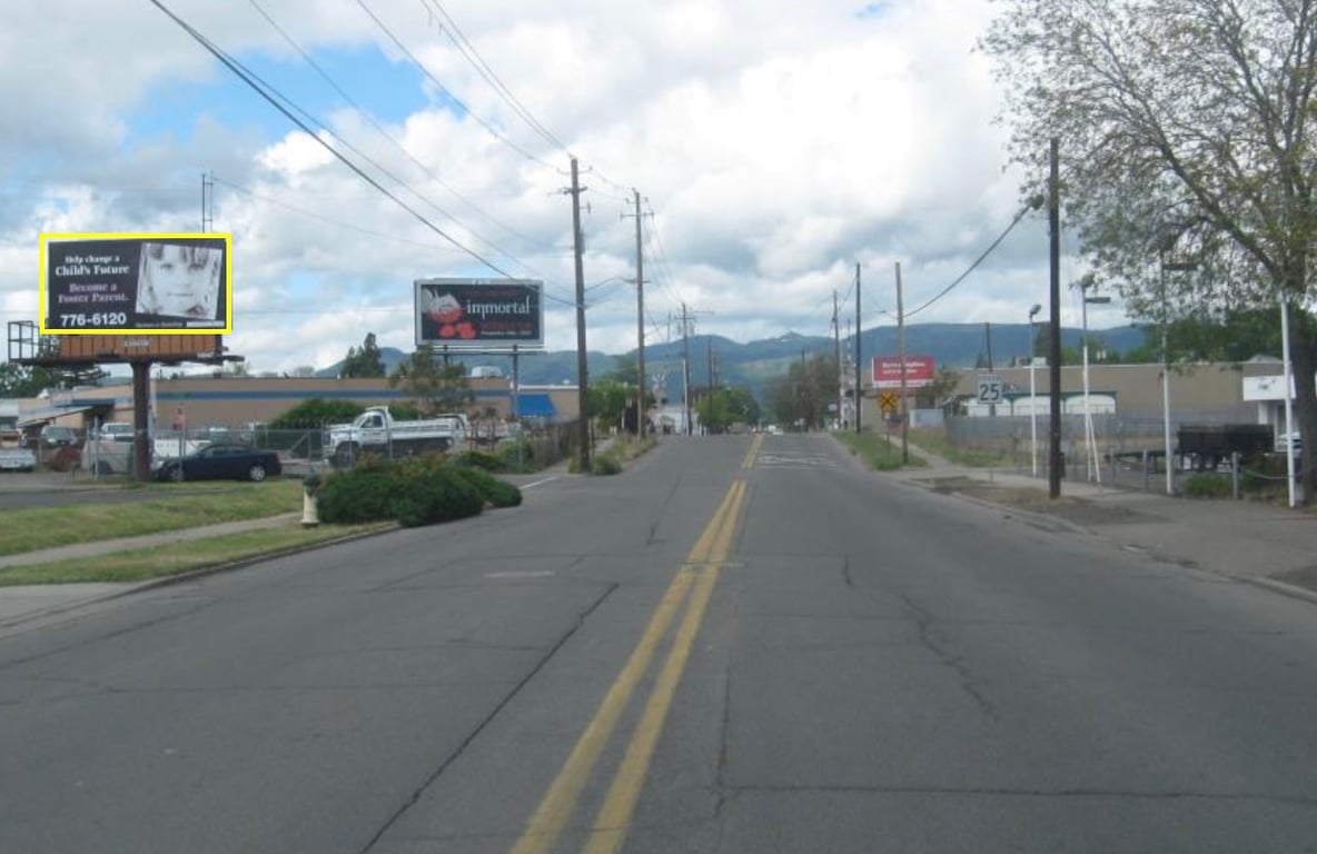 Location photo for E Jackson St near Central Ave - South of Maple St (Medford)