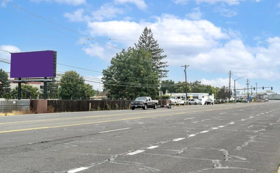 Location photo for N Pacific Hwy near Emerald Earth Organic’s (Medford)