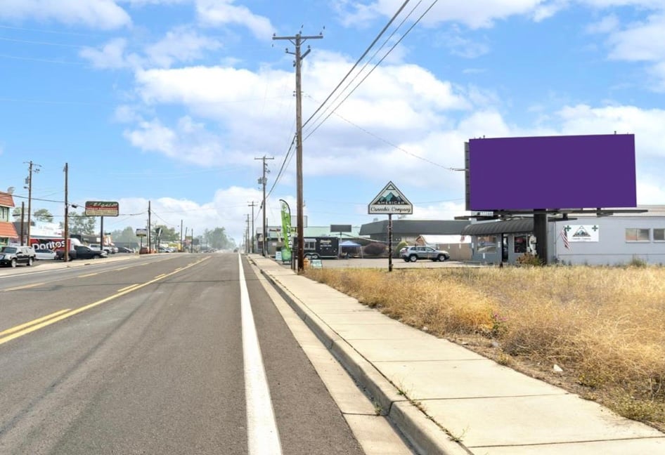 Location photo for W Main St near W Main St - East of Lozier Ln (Medford)