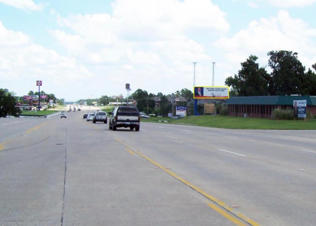 Location photo for TX-105 near Lake Conroe Beach Park ( Lake Conroe Park ) (Montgomery)