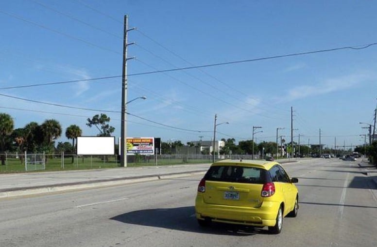 Location photo for Military Tr WS 438ft S/O Summit Blvd F/S - 1