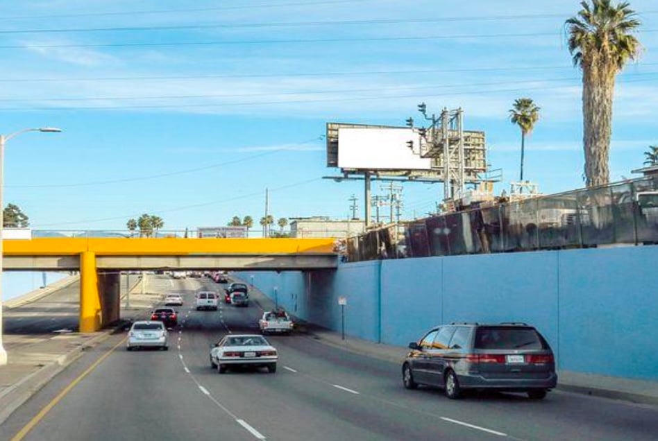 Location photo for Woodman Ave near Saticoy / Woodman, Panorama City (Los Angeles)