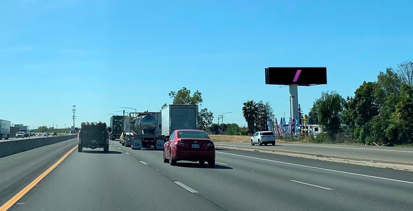 Hwy 99 1500' S/O Pelandale F/N Media