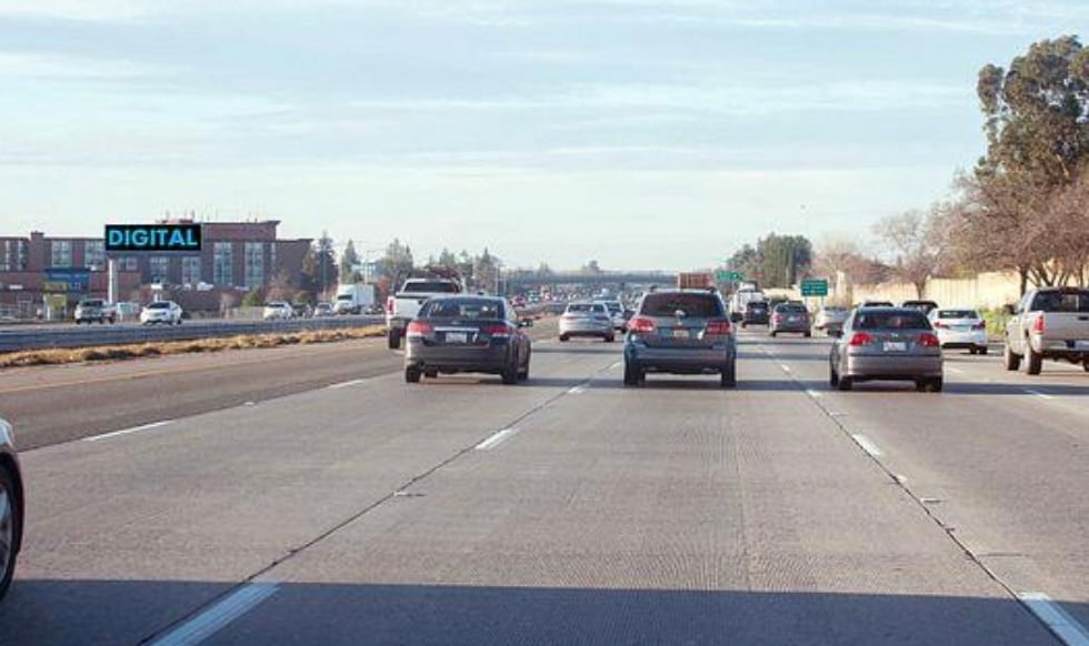 Location photo for Date Ave near C. K. Mcclatchy park (Sacramento)