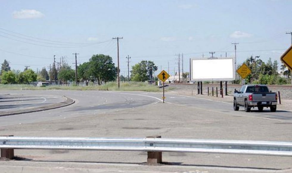 Location photo for Poplar Blvd near Watt Ave & Poplar Blvd (NB), Planehaven (North Highlands)