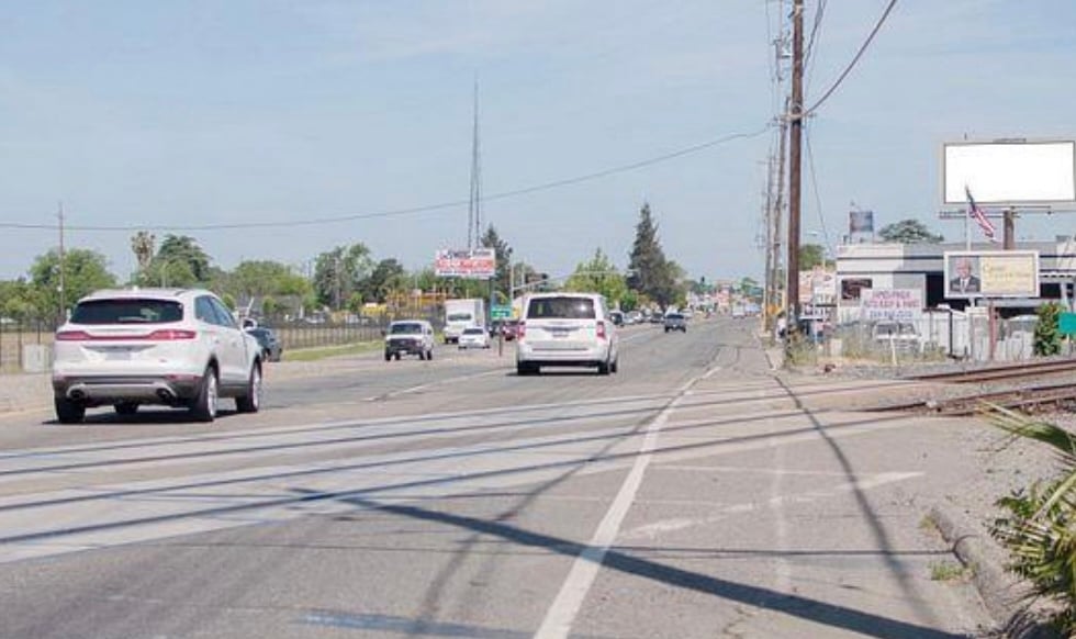 Location photo for West Ln near West Lane & Stadium NS Southbound (Stockton)