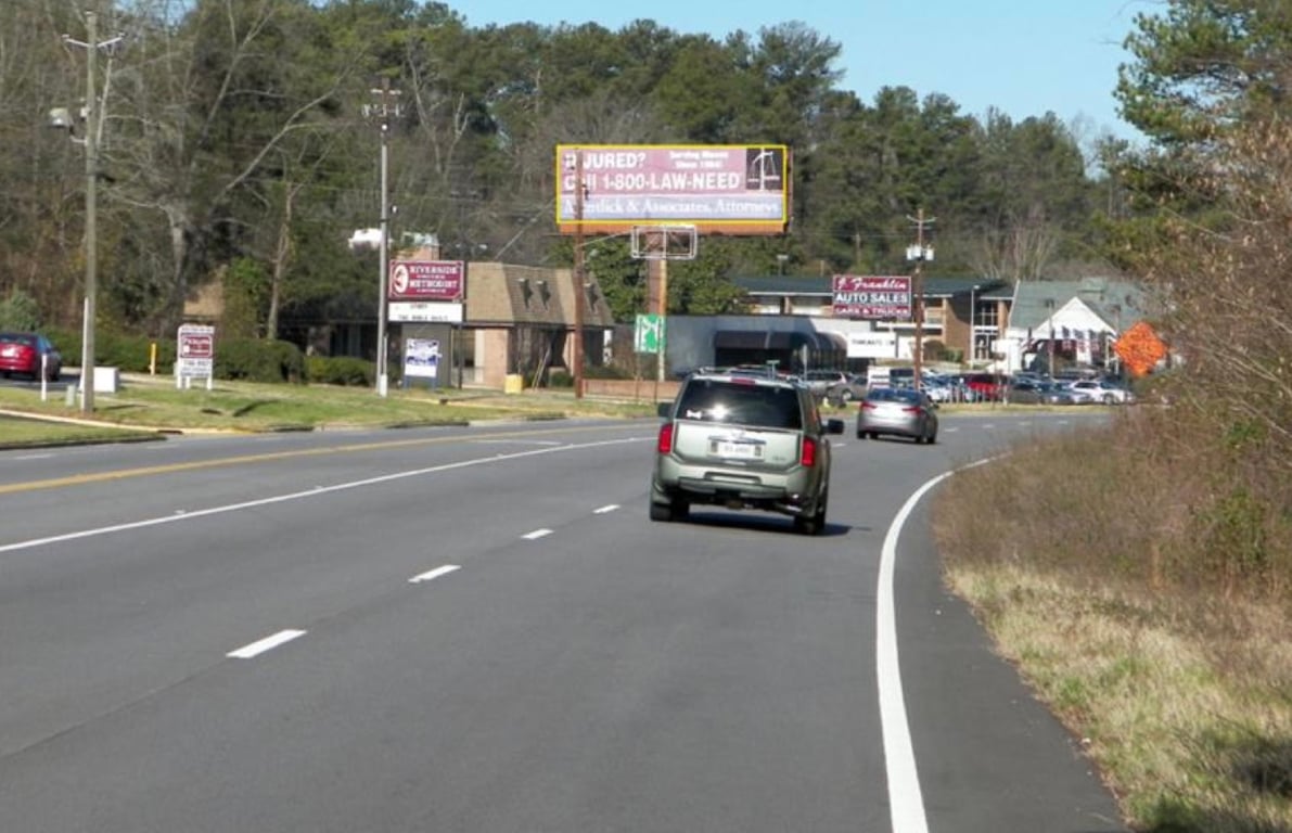 RIVERSIDE DR 1000' S/O PIERCE .  WS/FS Media