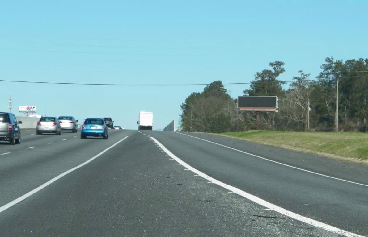 Location photo for Sheraton Dr near 2754 Riverside Dr (Macon)