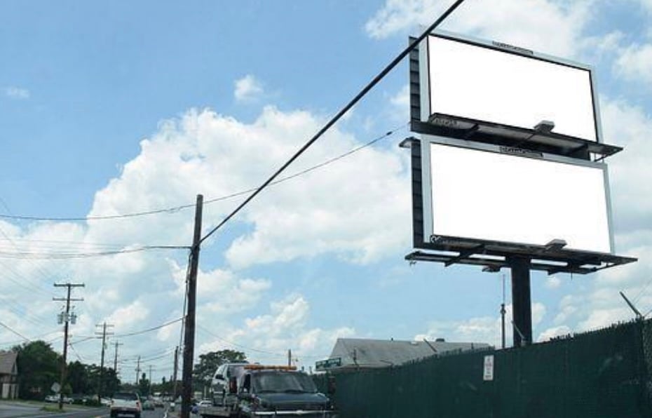 Location photo for Silver Hill Rd (Hillcrest Heights)