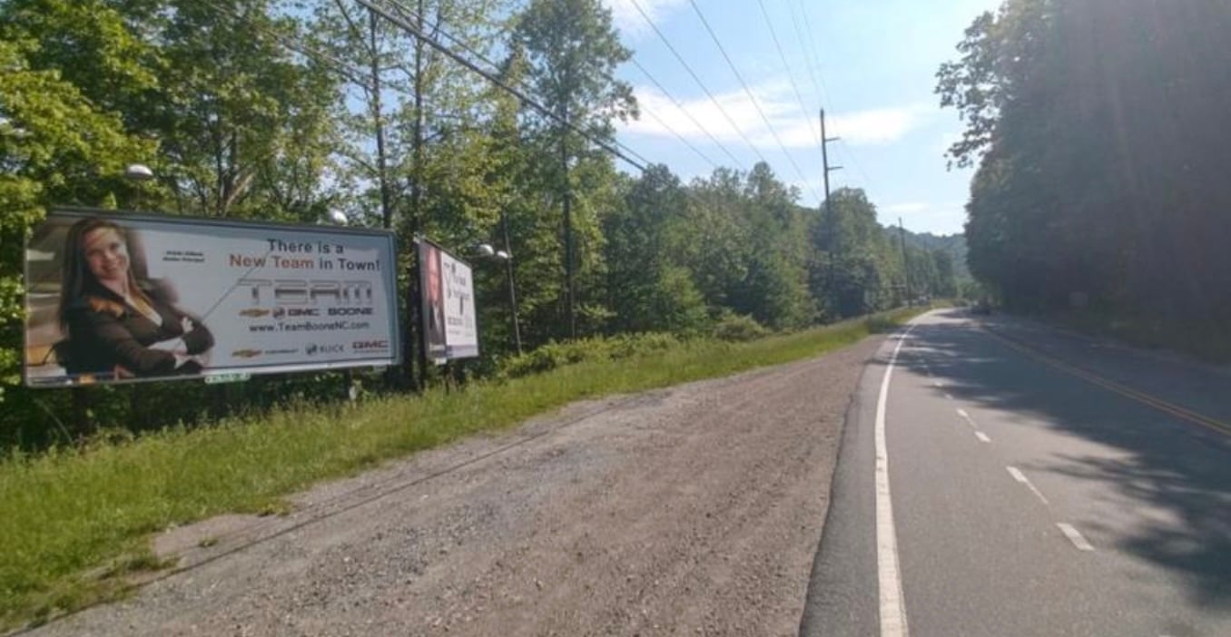 HWY 105 1.5 MI W/O HWY 421 BYPASS LR/FW Media