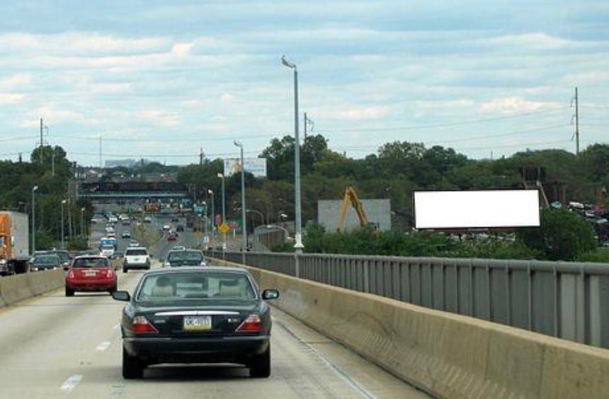 Location photo for Penrose Av ES 75ft N/O Platt Br F/S - 1