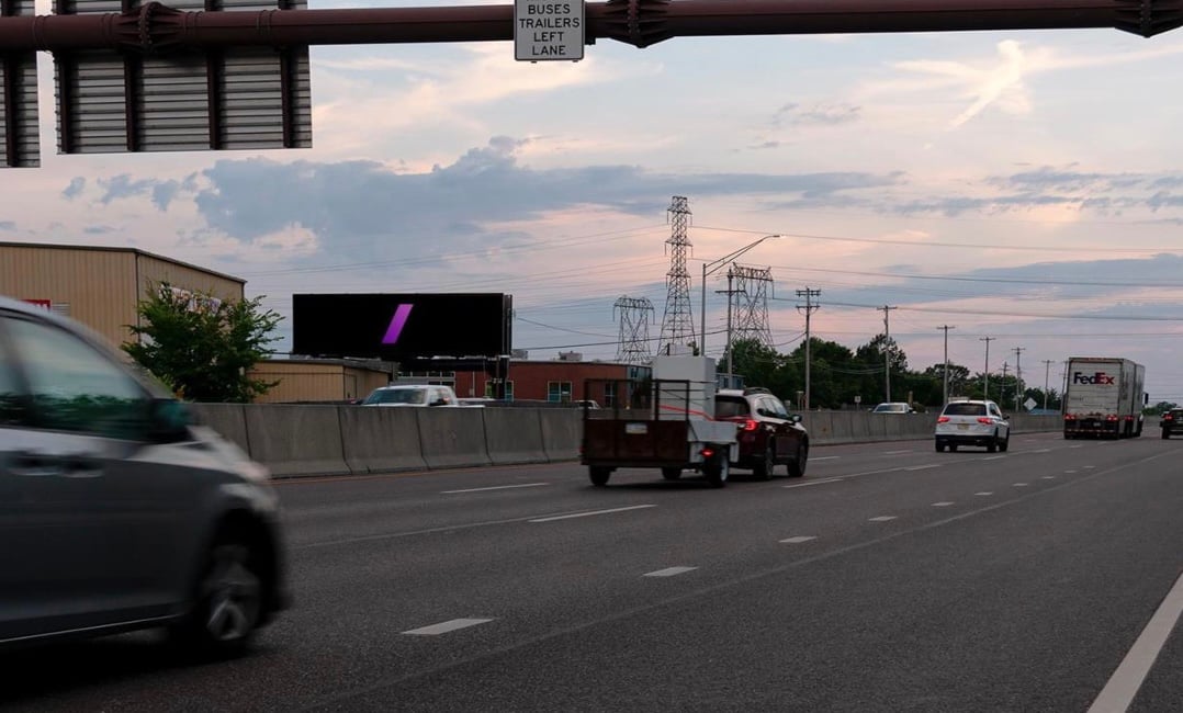 Location photo for S Gravers Rd near Metroplex Center (Plymouth Meeting)