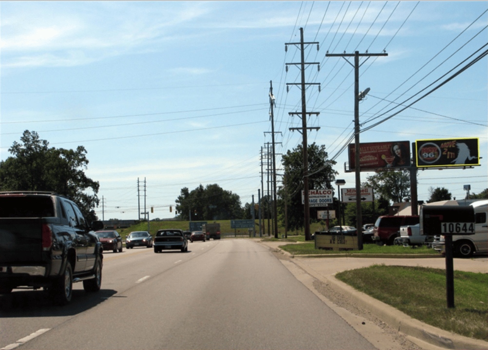 N/S NEWBURGH RD @ COVERT F/E 4 Media