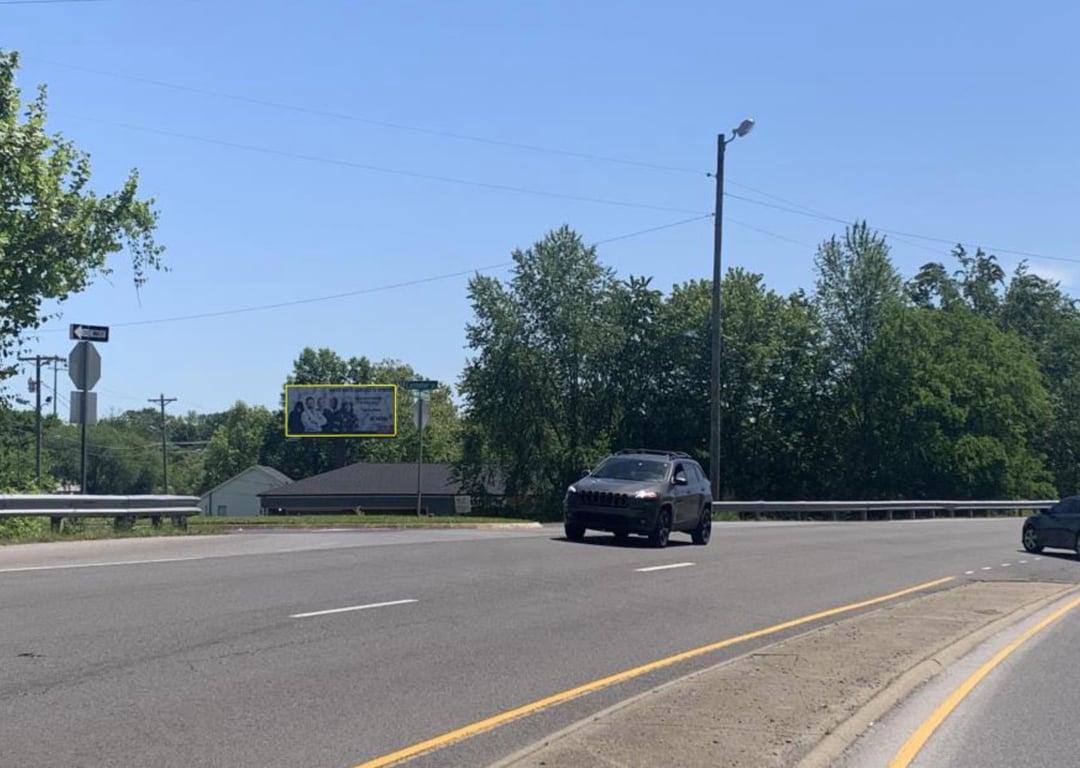 LASSETER DR S/S 300' E/O MERCURY DR F/W Media