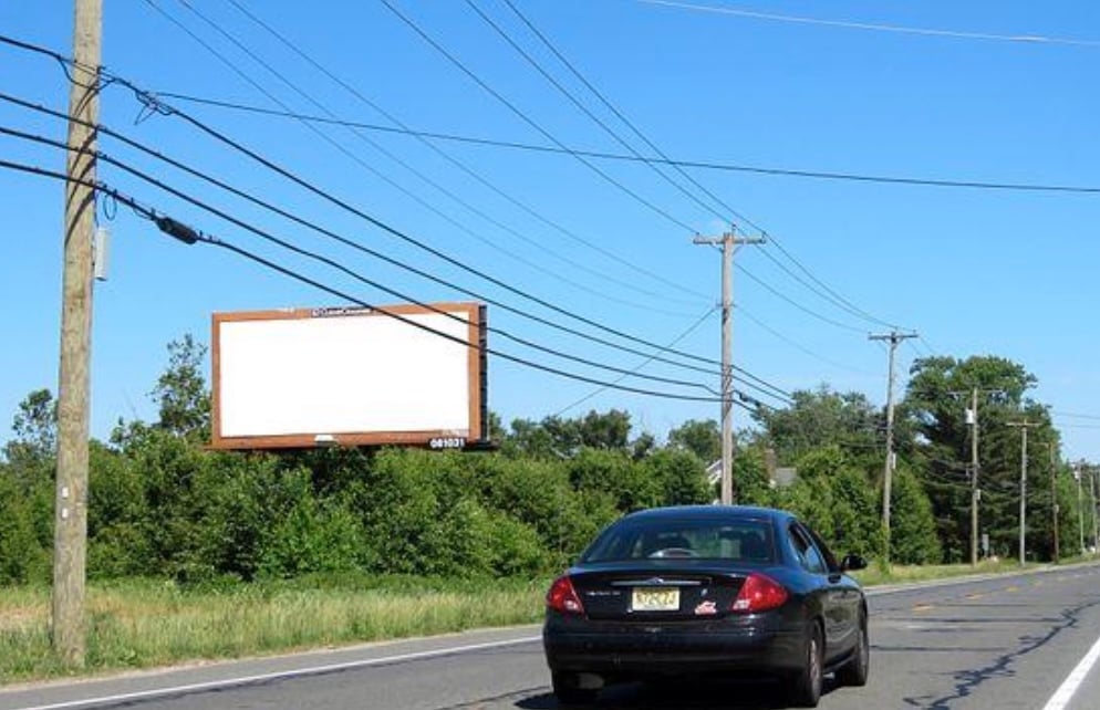 Location photo for US 40 NS 0.4mi E/O Bluebell Rd F/W - 2