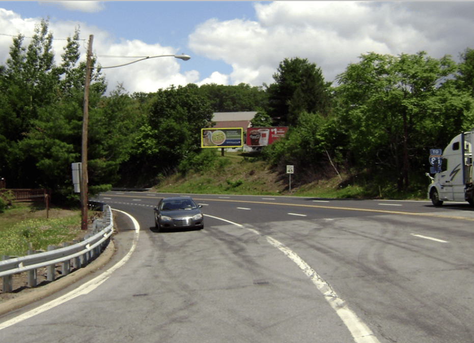 DUPONT-R315 BTM AIRPORT RD/ON HILL FS(0) Media