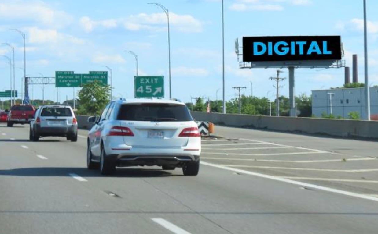 Location photo for Commonwealth Dr near Commonwealth (Lawrence)