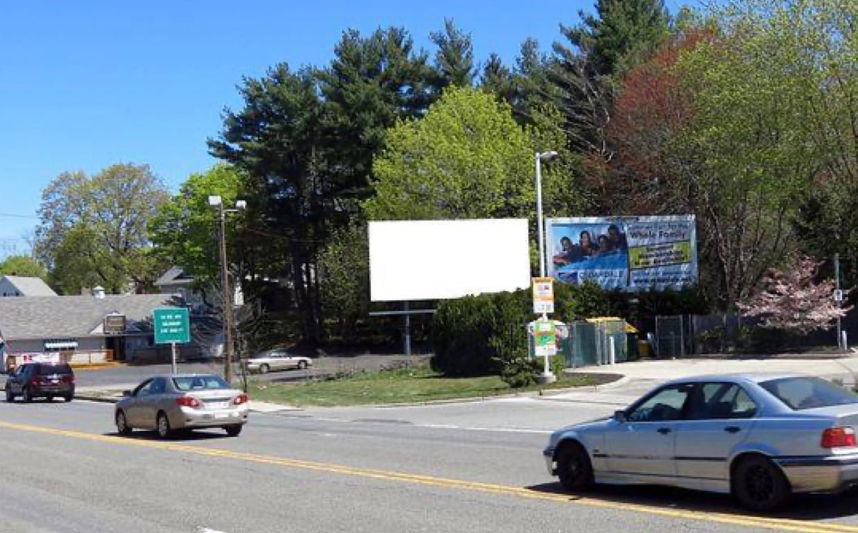 Location photo for Rt 125 ES 275ft S/O Oxford Av F/S - 1