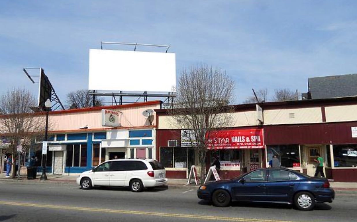 Location photo for Broadway near NECC Dimitry Building (Lawrence)