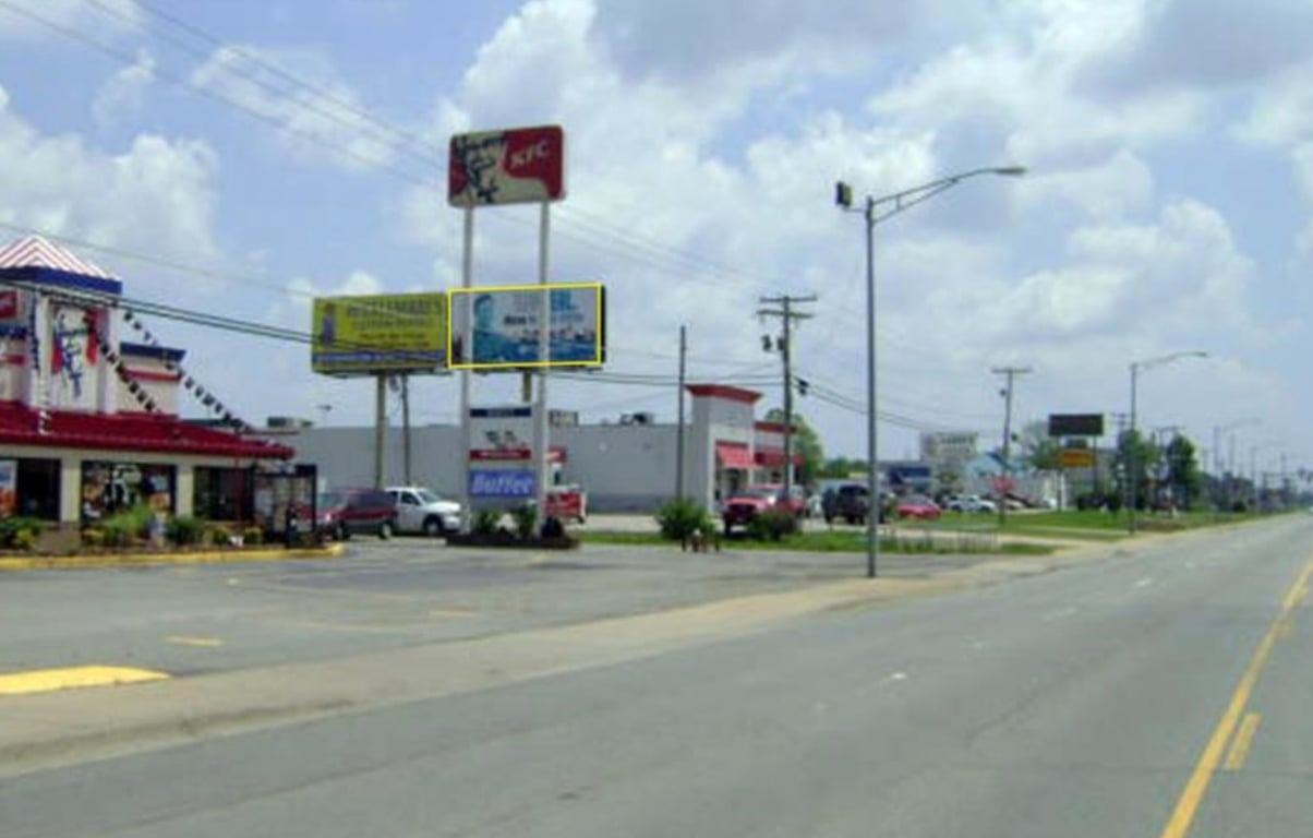 Location photo for E Race Ave near Searcy Medical Center (Searcy)