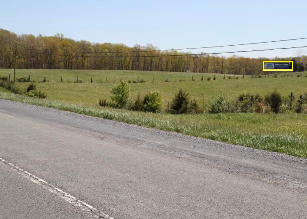 Location photo for E/S I-81, 1 MI N/O EXIT 302 MIDDLETOWN, F/S