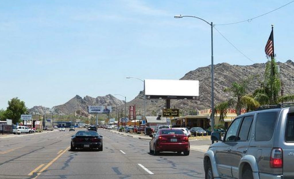 Location photo for N Cave Creek Rd (Phoenix)