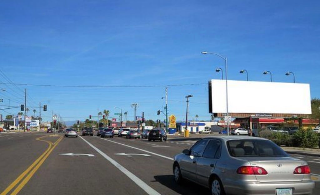 Location photo for N 32nd St near 32ND St & Cactus Rd, Paradise Valley Village (Phoenix)