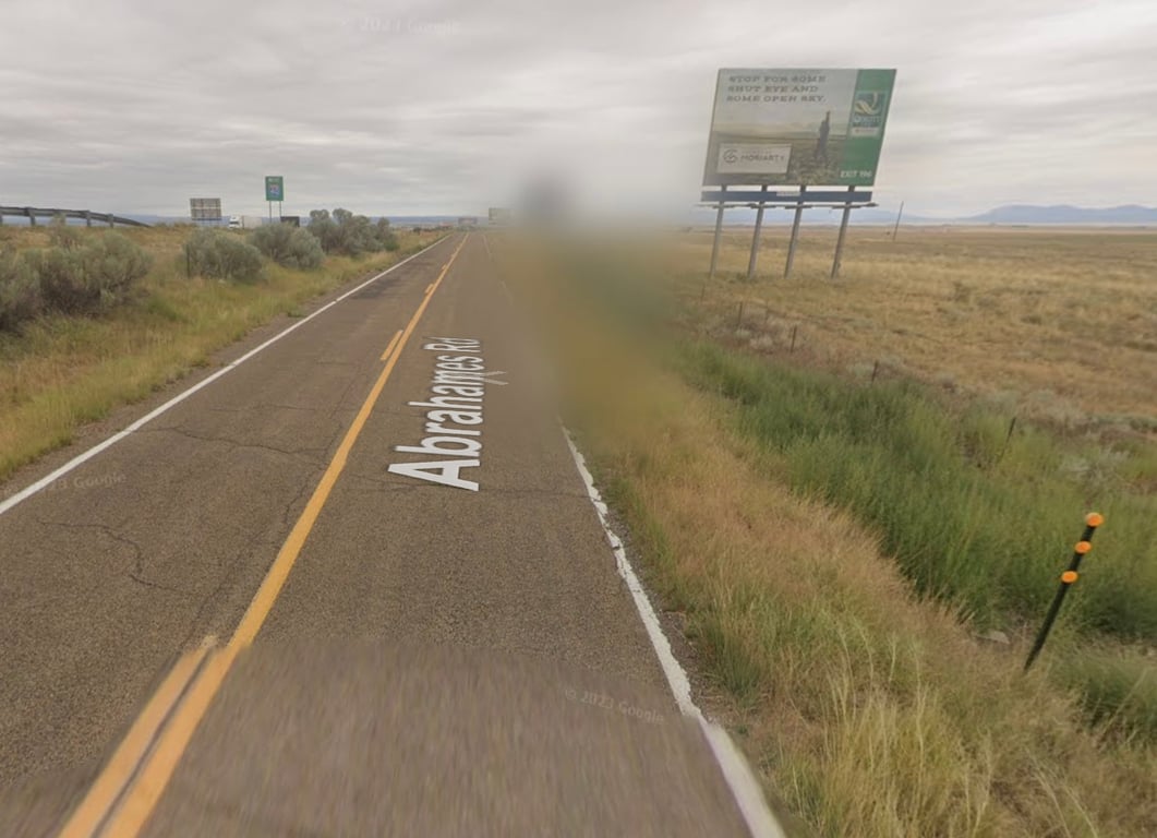 I-40, .555 W of MP 204 Right Hand Read Lower Media