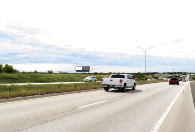 West Fwy (I-30) SS 0.7mi W/O Chapel Creek F/E - 1